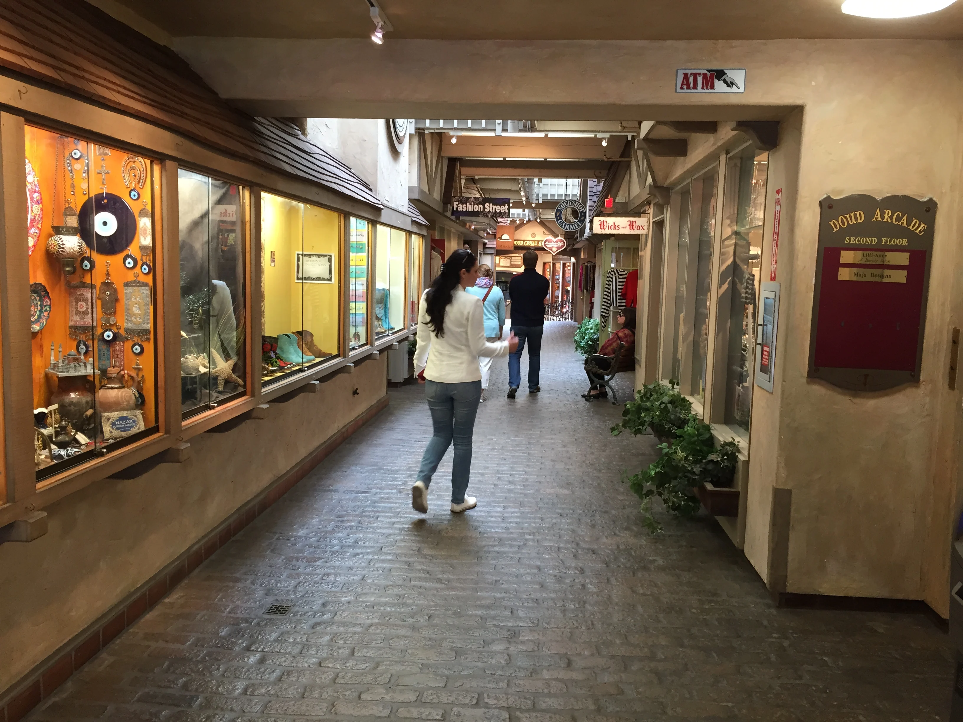 Carmel-by-the-Sea: Idyllic fairytale hometown of Calamity Jane and Dirty Harry 4 Carmel-by-the-Sea street