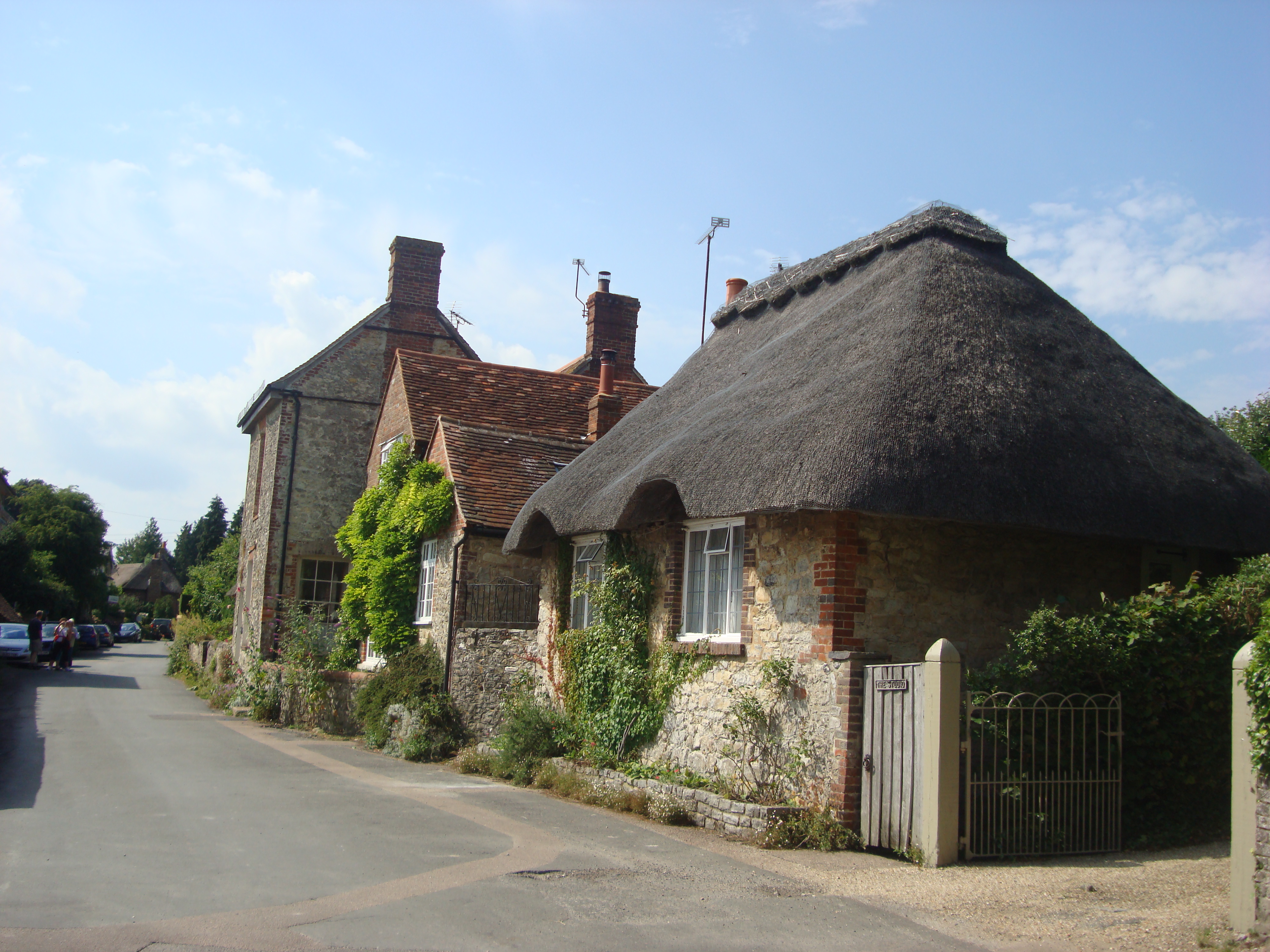 Amberley: The charm and the beauty of a tiny village for truly authentic British experience