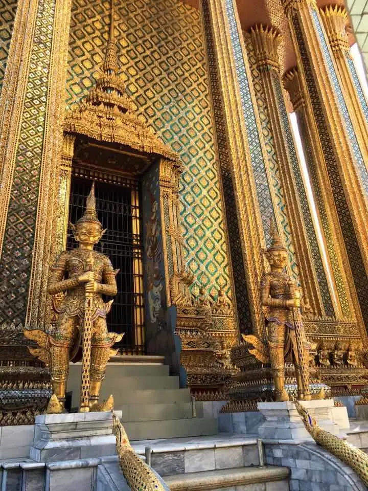 50 Things to Do in Thailand (Thailand Bucket List 2023) 6 Visiting the Grand Palace complex in Bangkok is one of the top Thailand things to do