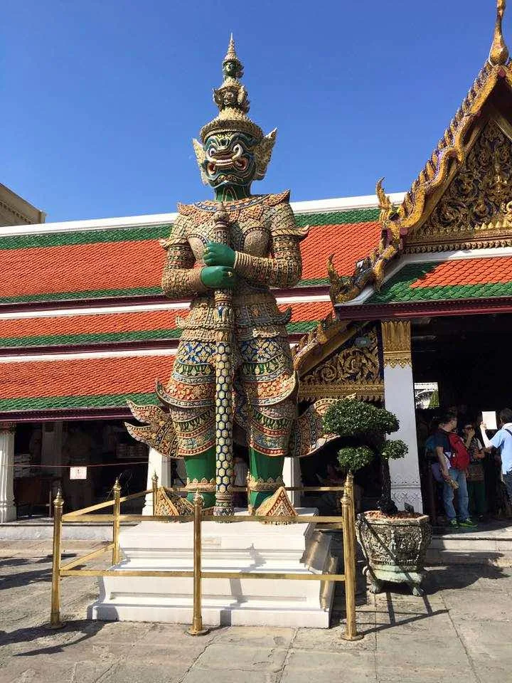 Grand palace in bagkok should be on any 10 day Thailand itinerary  I 10 Days Thailand Itinerary I Thailand Itinerary 10 Days I Best Things to do in Thailand in 10 days I Best Things to See in Thailand in 10 days I 