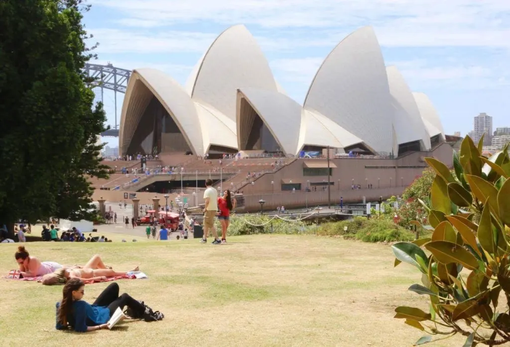 Experiential Travel Trend: Tips for Authentic Australia Travel Experience 3 authentic Australia travel experience