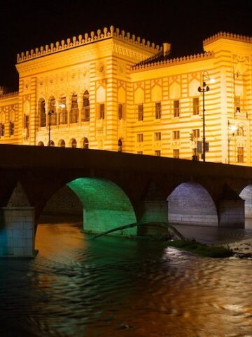 One of the best things to do in Sarajevo is to visit Sarajevo City Hall