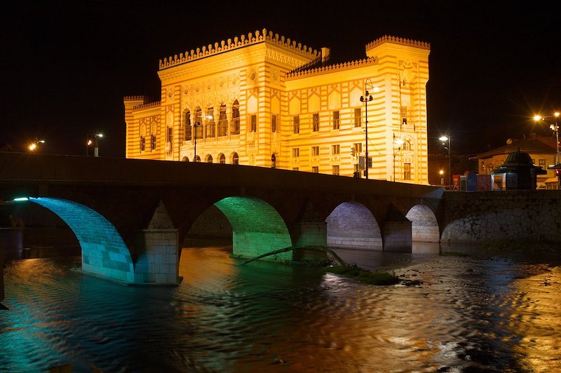 One of the best things to do in Sarajevo is to visit Sarajevo City Hall