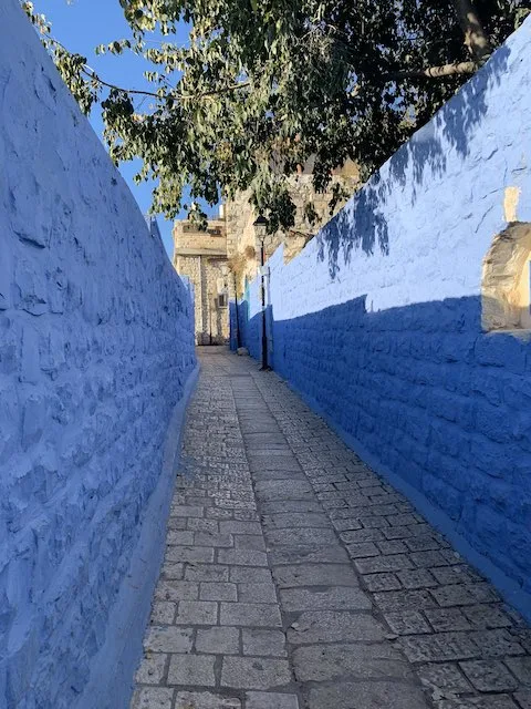 Blue walls in Safed
