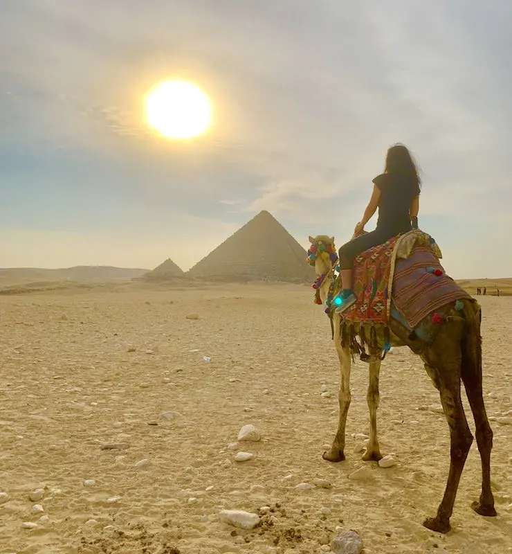 Milijana Gabrić on the Giza Plateau in Egypt