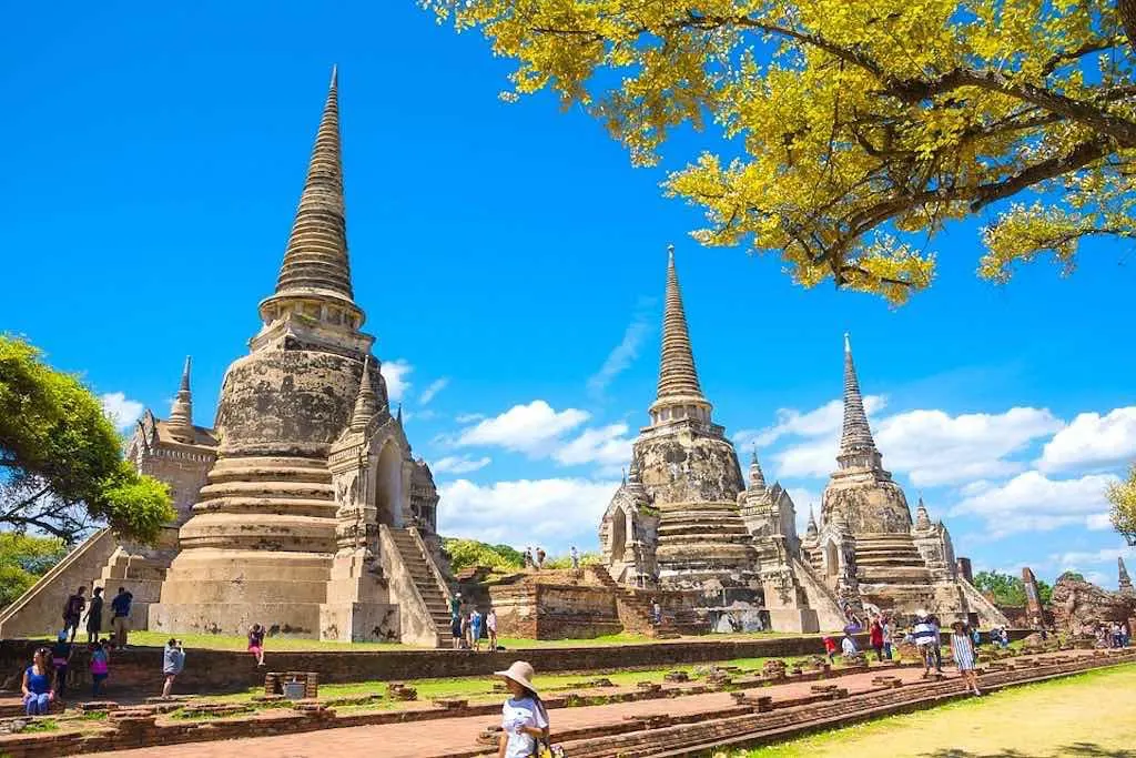 Ayutthaya temples  I 10 Days Thailand Itinerary I Thailand Itinerary 10 Days I Best Things to do in Thailand in 10 days I Best Things to See in Thailand in 10 days I 
