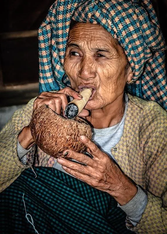 Old woman in Myanmar