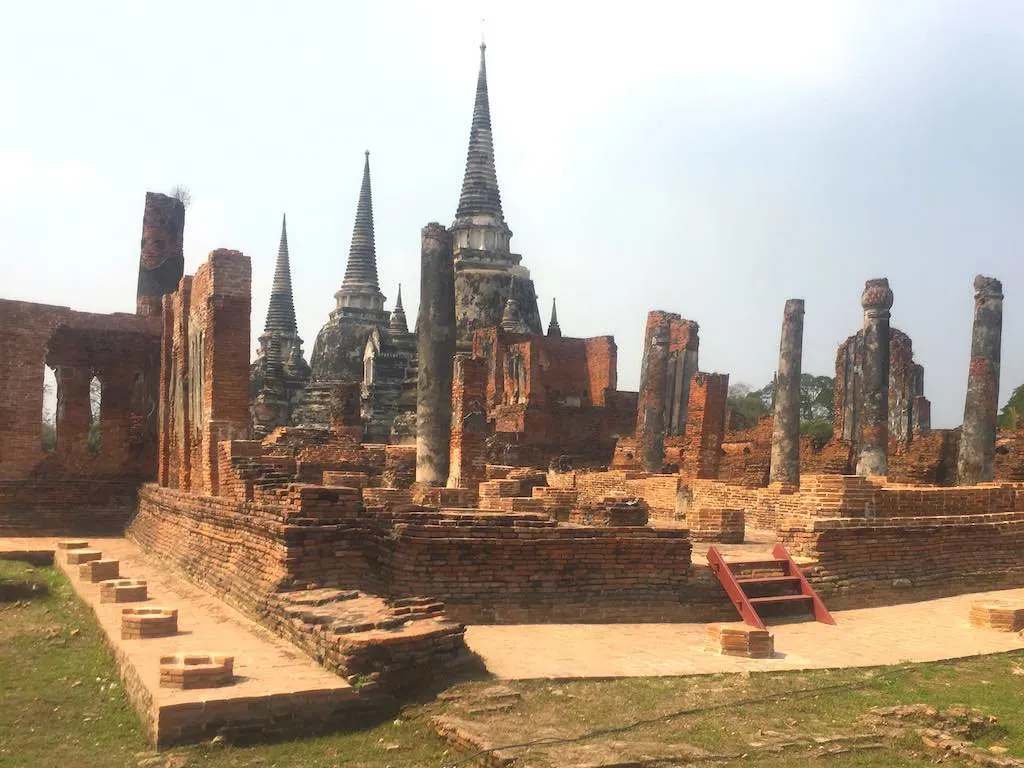 50 Things to Do in Thailand (Thailand Bucket List 2023) 8 Ayutthaya temples