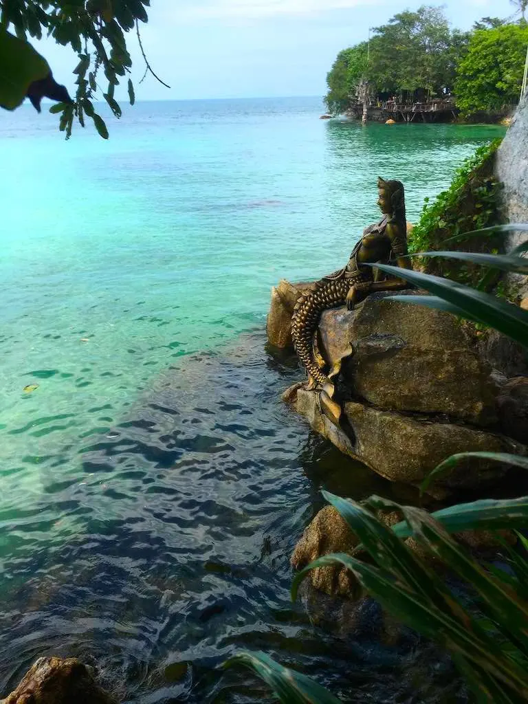 10 Best Beaches of Koh Phangan 1 Secret Beach is one of the Best beaches of Koh Phangan