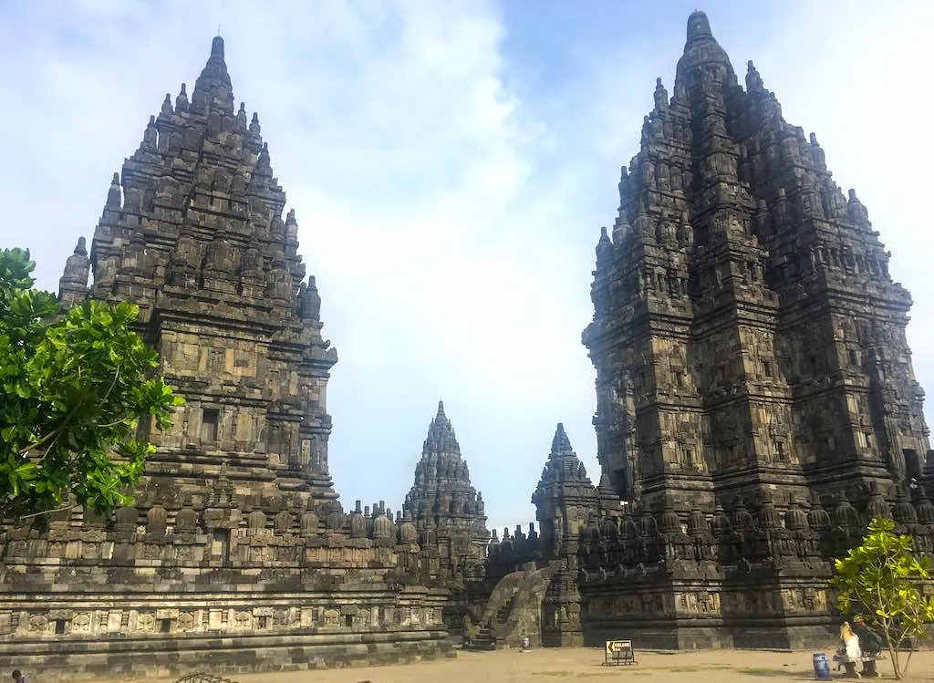 Visiting Borobudur and Prambanan: Borobudur vs Prambanan 12 Borobudur and Prambanan temples in Indonesia Prambanan complex