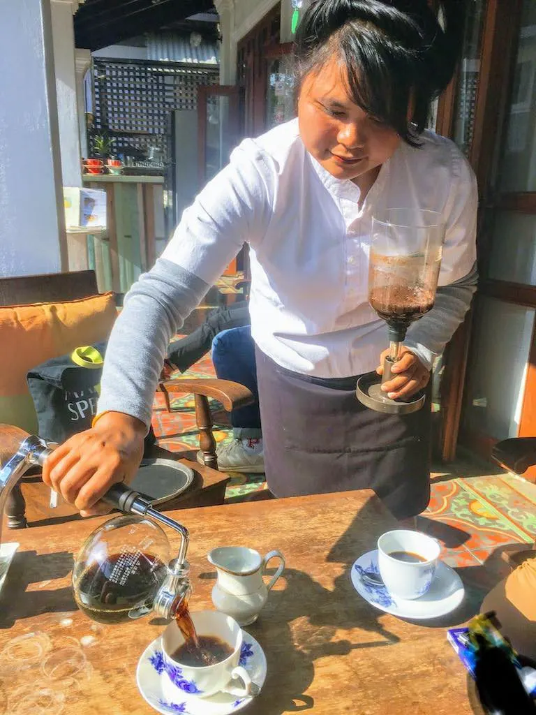What Is Siphon Coffee and How Does Siphon Coffee Taste Like 18 Making Siphon coffee I Siphon Coffee taste