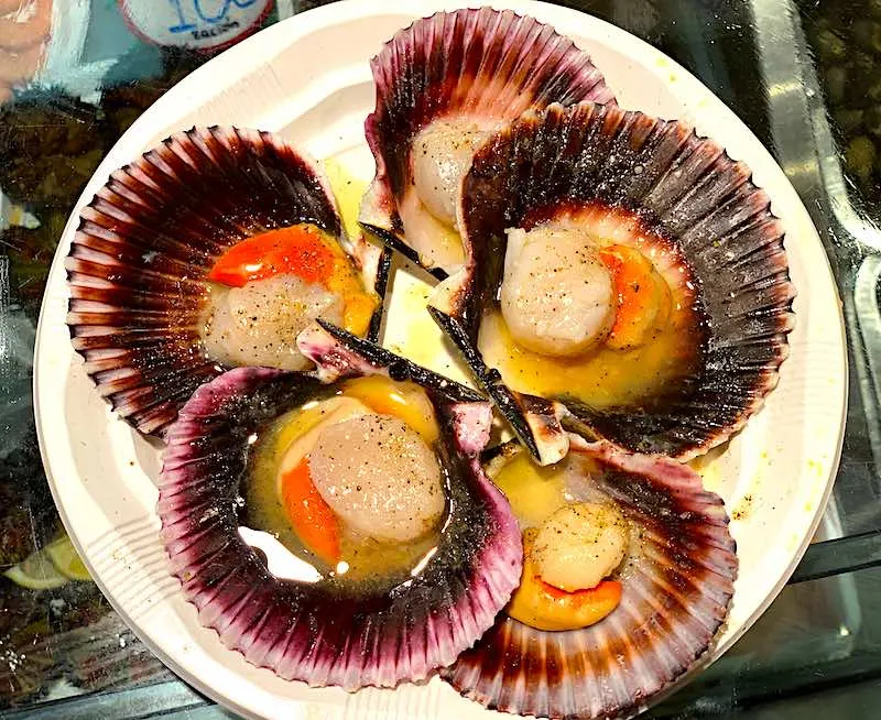 Foodie Spain: 13 Best Destinations in Spain for Foodies 9 scallops are popular seafood in Spain