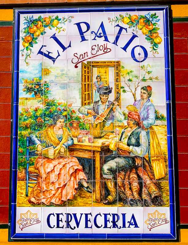 El patio restaurant in Seville