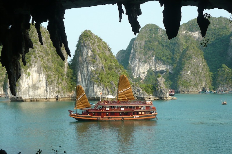 Any 10 day Vietnam itinerary should have included Halong Bay cruise 