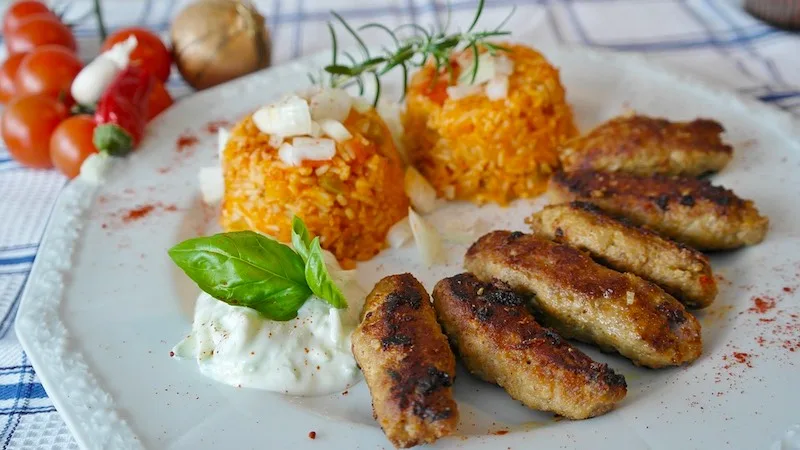 Bosnian ćevapćići are famous foods in the world 