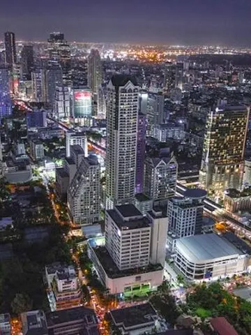 Enjoying Bangkok nightlife is one of the top things to do in Bangkok