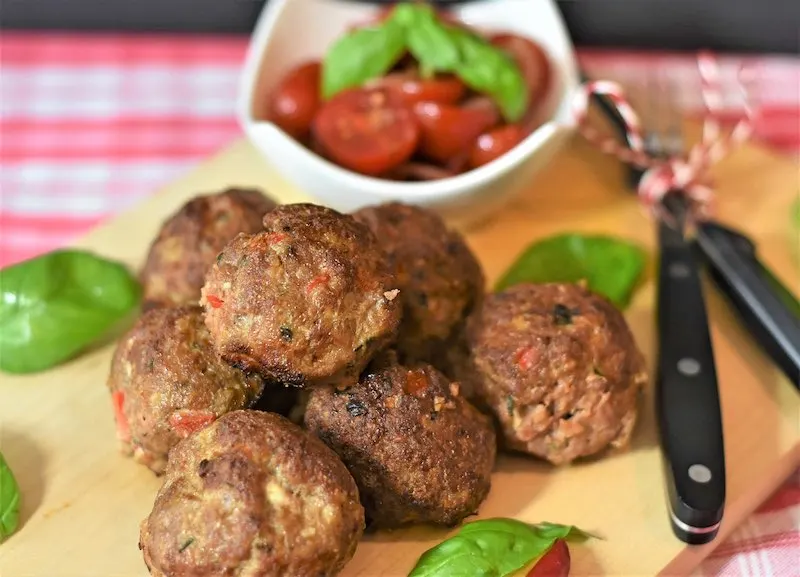 Italian Cuisine: 67 Most Famous Traditional Foods in Italy (2023) 31 Polpette are popular foods in Italy I Best Italian Food I Traditional Italian Dishes I Top Food in Italy I Famous Italian Foods I Most Popular Food in Italy I What To Eat in Italy I Top Italian Drinks and Dishes #Italy #Food #TraditionalItalianFood #Travel