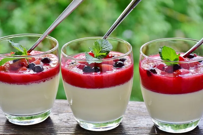 Panna cotta is a famous Italian dessert  I Best Italian Food I Traditional Italian Dishes I Top Food in Italy I Famous Italian Foods  I Most Popular Food in Italy I What To Eat in Italy I Top Italian Drinks and Dishes #Italy #Food #TraditionalItalianFood #Travel 