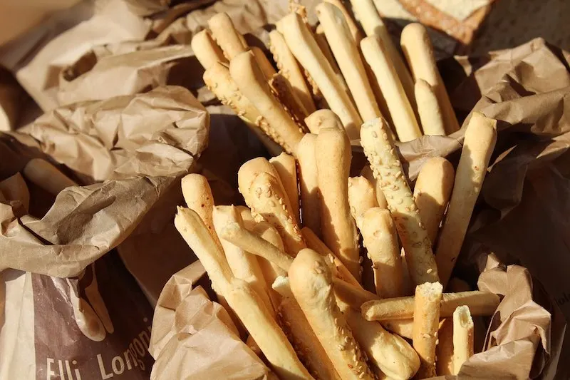 Italian Cuisine: 67 Most Famous Traditional Foods in Italy (2023) 24 Grissini are popular snacks in Italy I Best Italian Food I Traditional Italian Dishes I Top Food in Italy I Famous Italian Foods I Most Popular Food in Italy I What To Eat in Italy I Top Italian Drinks and Dishes #Italy #Food #TraditionalItalianFood #Travel