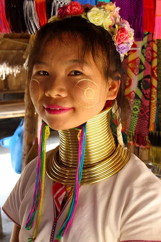 Learnig about hill tribes in Thailand is one of  the top Thailand things to do