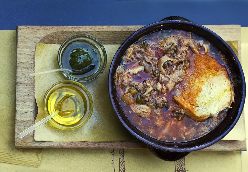 Best Traditional Tuscan Food in Tuscany to Treat Yourself With 4 Trippa dish is one of the most popular traditional Tuscan dishes in Tuscany