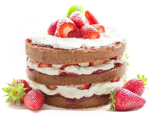 Sponge cake is one of top must-try British foods in Britain I British cuisine I Traditional British Foods I Most Popular British Foods I Best Foods in Britain I Traditional British Dishes I Famous British Food I I uk foodI I food in the uk I uk foods I British Cuisine I english foods