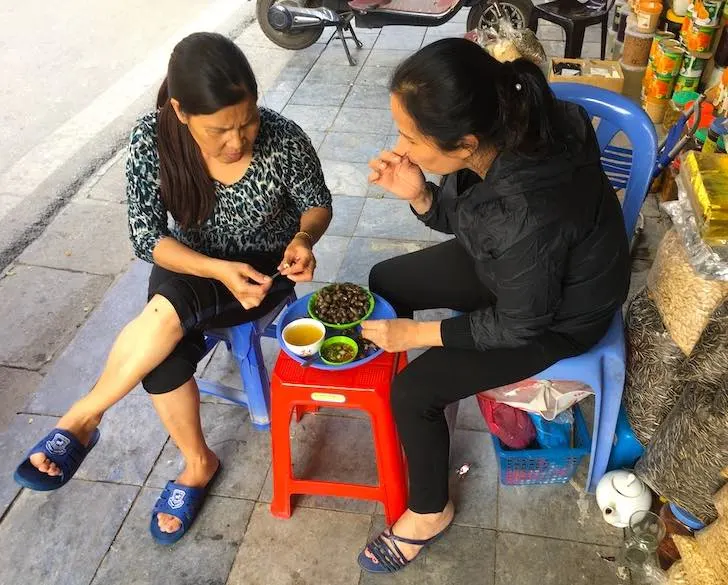 Snails are popular food in Vietnam 