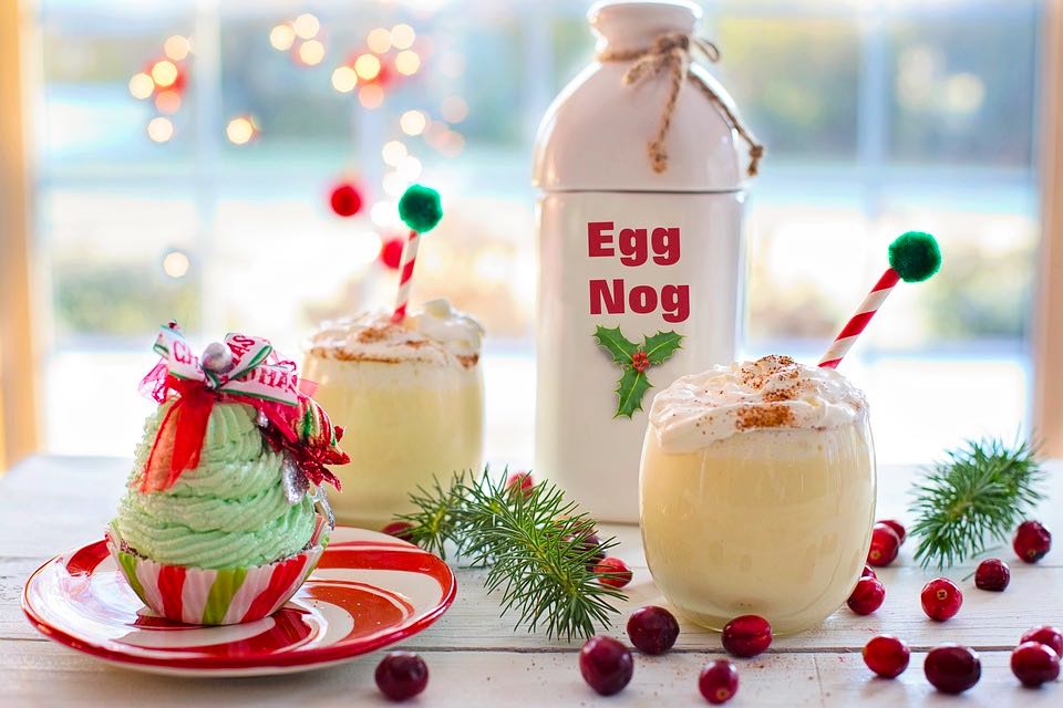 Have a Scottish eggnog at Edinburgh Christmas market and have the best Christmas in Europe 