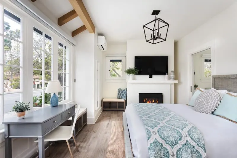 20 Absolutely Best Airbnbs In Santa Barbara 41 Hideaway Santa Barbara Room