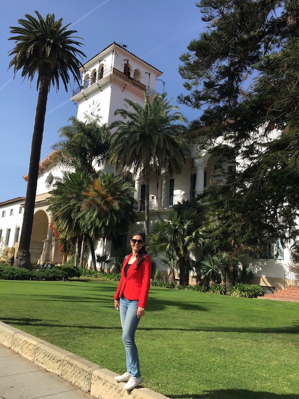 Milijana Gabrić in Santa Barbara in California on the scenic drive from san francisco to los angeles