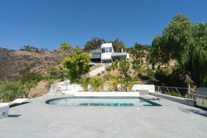 Best Airbnb in Malibu