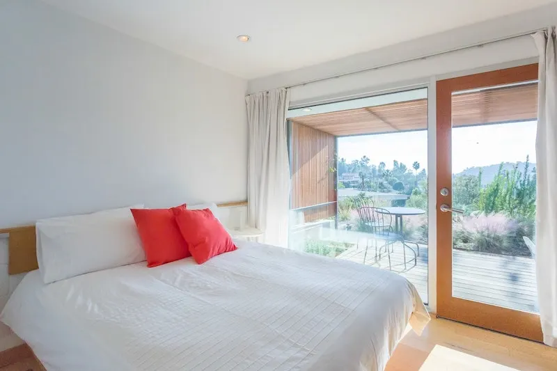 20 Absolutely Best Airbnbs in Los Angeles 23 Best Los Angeles airbnb in Silverlake