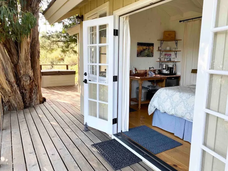 Carmel Valley treehouse is of the best Big Sur airbnbs 