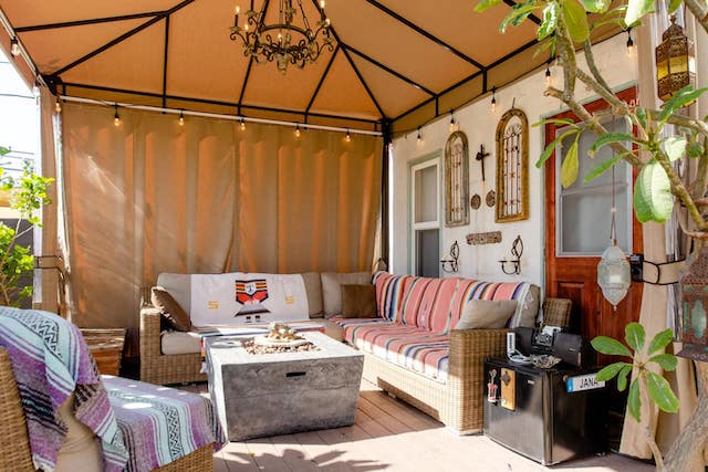 Venice Beach has some of the best Los Angeles airbnbs