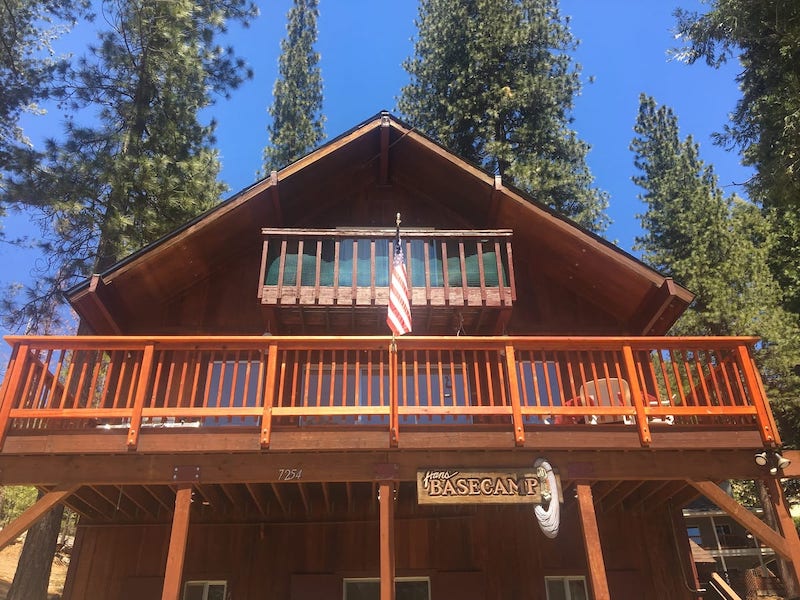 This cabin is one of the best cabins in Yosemite NP
