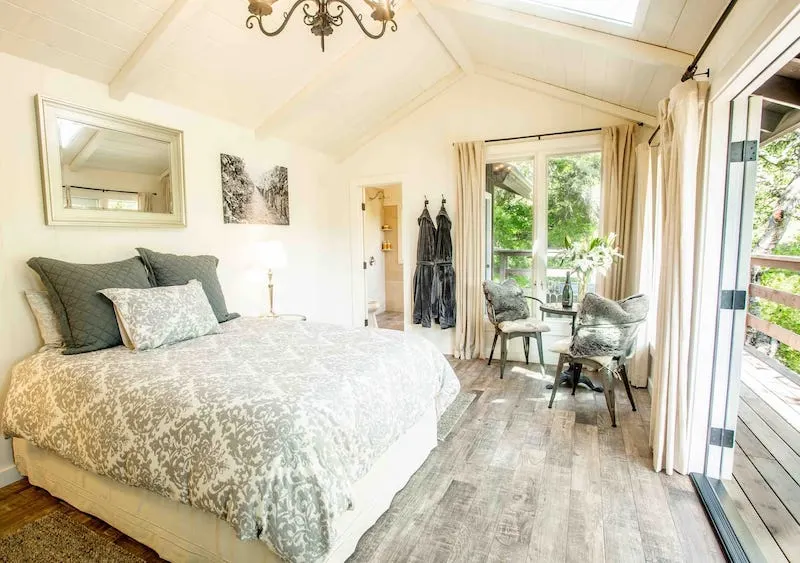 10 Best Big Sur Glamping Sites: Big Sur Yurts, Tents, Treehouses, Cabins & Trailers 6 This treehouse is one of the best Big Sur glamping rentals