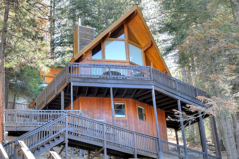 This cabin is one of the best cabins in Yosemite NP