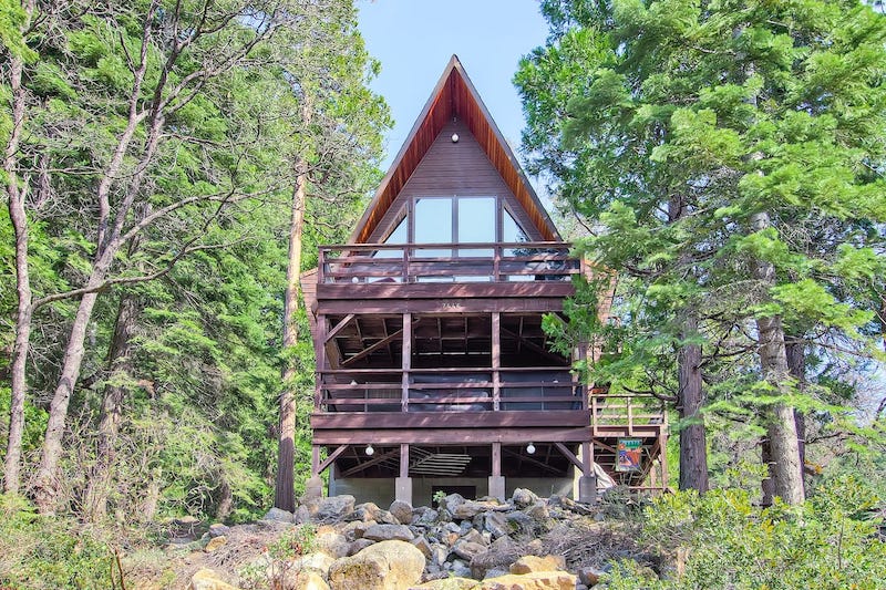 17 Absolutely Best Yosemite Cabins For Rent 19 This cabin is one of the best cabins in Yosemite NP