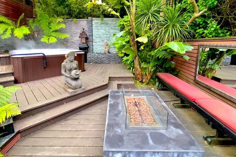 15 Absolutely Best Airbnbs in San Francisco 17 This Castro apartment is one of the best airbnbs in San Francisco