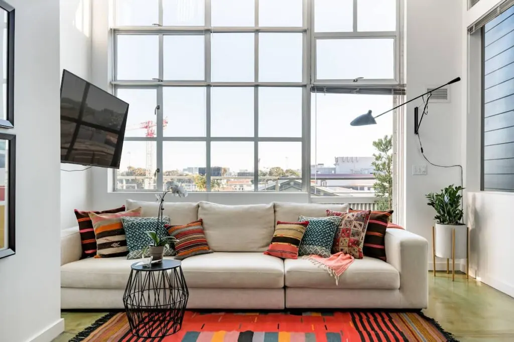 This apartment in Soma is one of the best airbnbs in San Francisco 