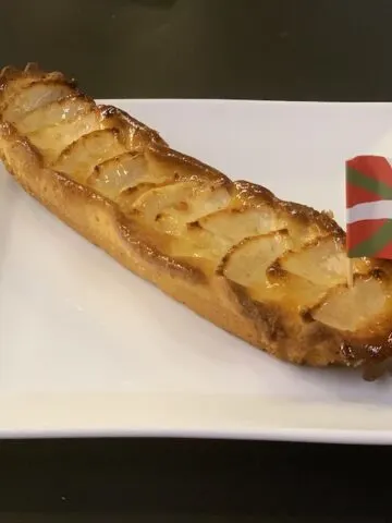 Basque apple cake is one of the best Basque foods