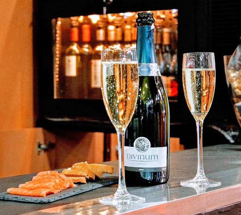 Popular Spanish Food: 59 Traditional Spanish Foods To Adore Spanish Cuisine 60 Cava wine is popular wine in Spain