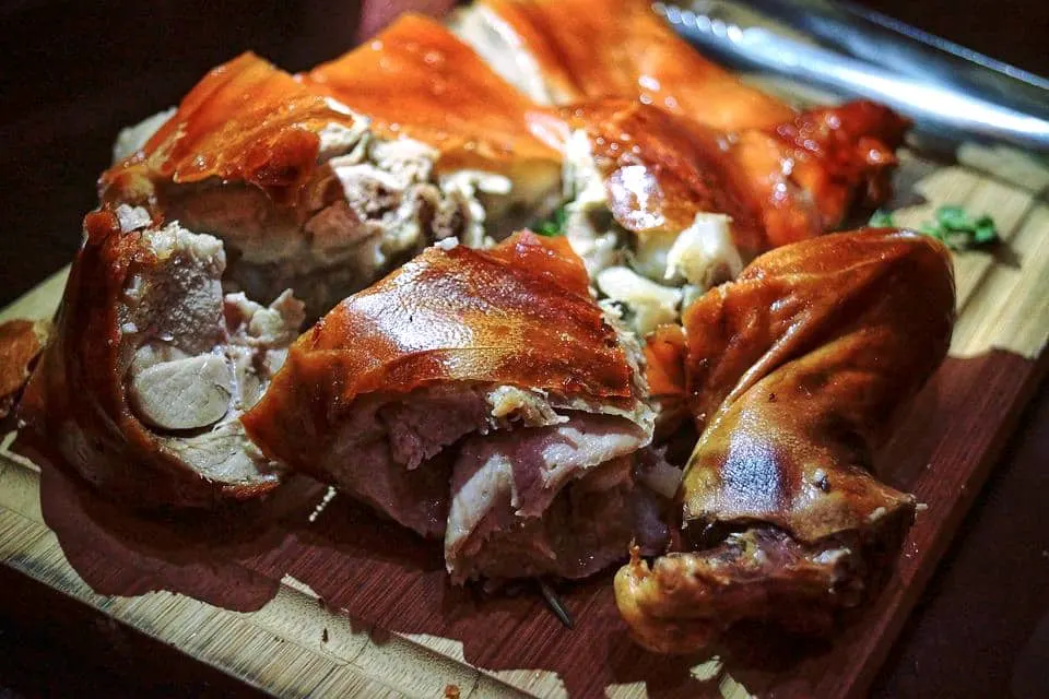 Spanish Food: 59 Popular Spanish Foods That Will Make You Adore Spanish Cuisine (2023) 20 Conchillo Asado is a traditional Spanish food