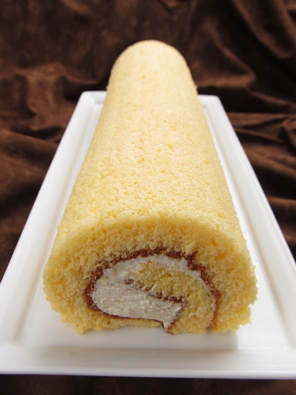 Brazo gitano is one of the top traditional Spanish desserts in Spain
