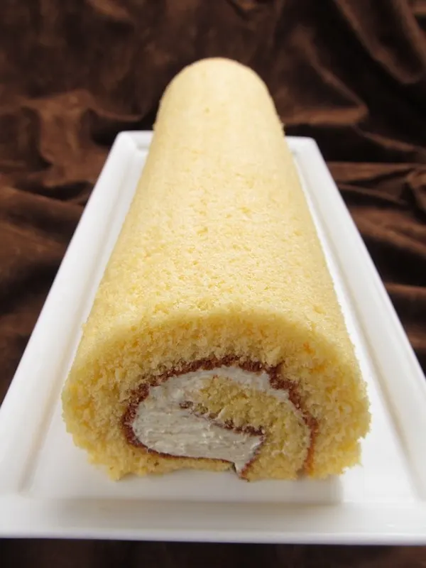 Traditional Spanish desserts in Spain for all sweet tooth enthusiasts 19 Brazo gitano is one of the top traditional Spanish desserts in Spain