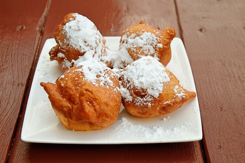 Buñuelos de viento are some of the most popular traditional Spanish desserts in Spain