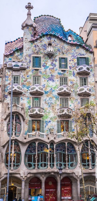 Casa Batlló in Barcelona is a must visit when planning a week in Spain 