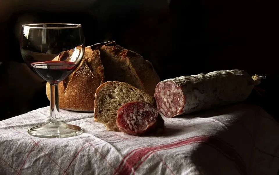 11 Most Famous drinks from Spain 5 Tempranillo wine is one of the most famous drinks from Spain