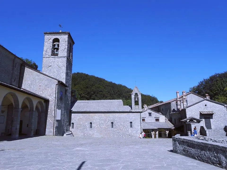 Travel Guide to Tuscany Italy (2023) 21 La verna is a must-see in Tuscany Italy