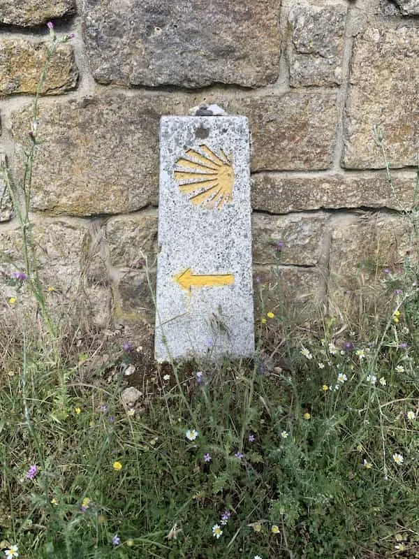 Guide to Camino de Santiago: The Way of St James (2023) 13 Camino de Santiago symbols